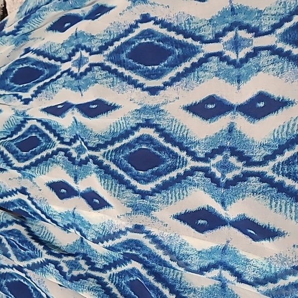 LILY ROSE PRINTED LONG BACK SLIT SPAGHETTI STRAPS MAXI DRESS - Picture 9 of 14